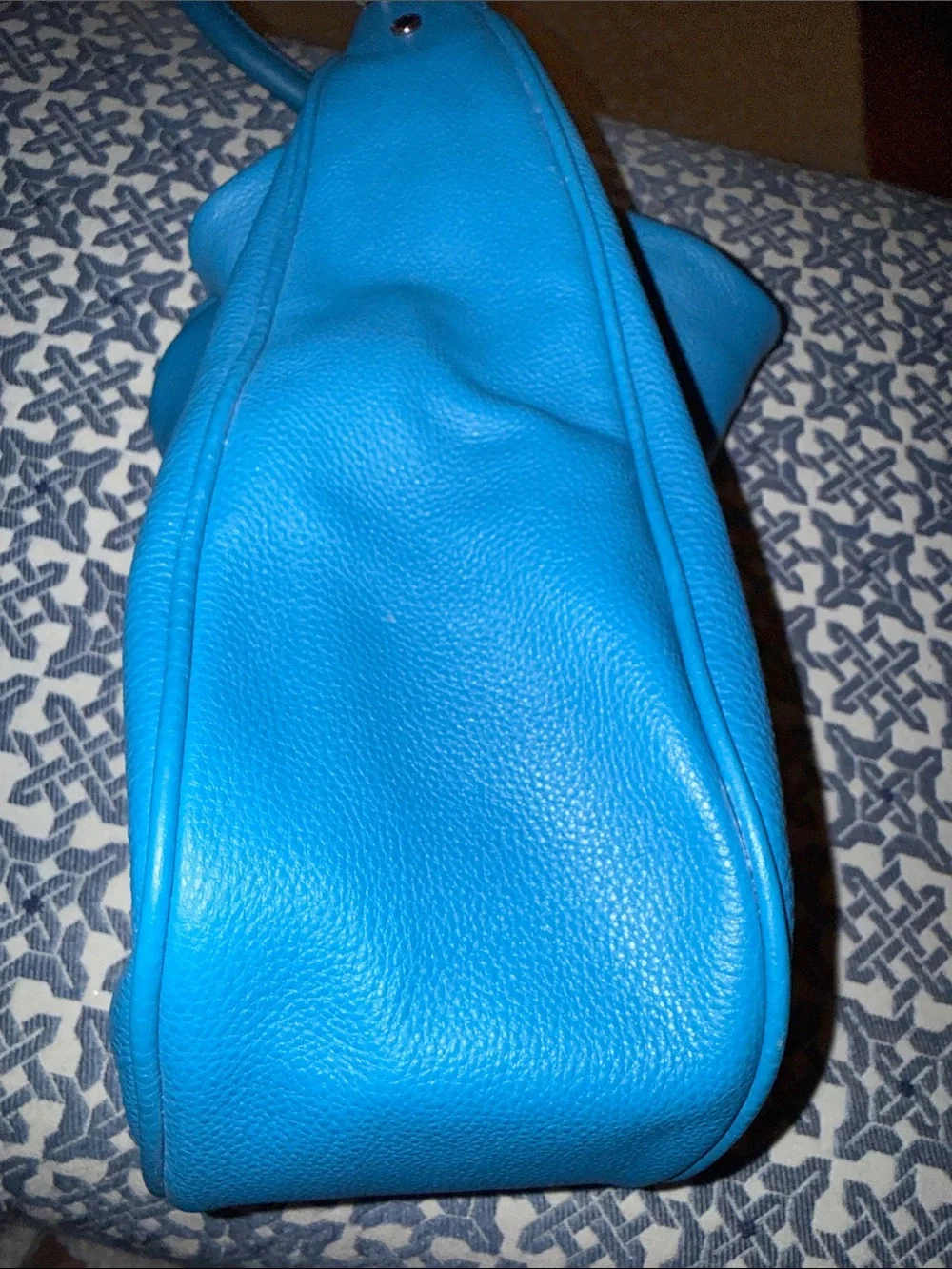 Marc Jacobs Too Hot TO Handle Aquamarine Leather Top Zip X-body Hobo Bag